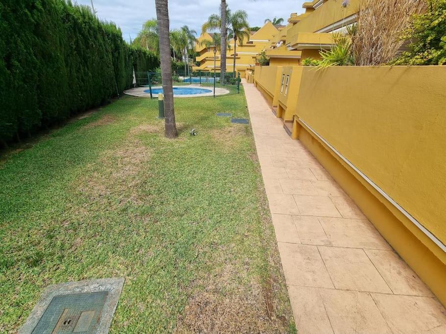 Apartment Beachside Escape